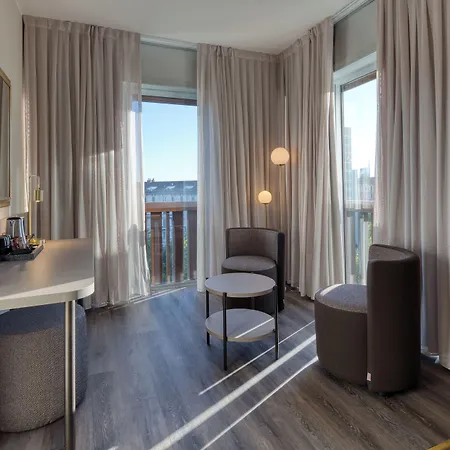 Nasco 4* Mailand