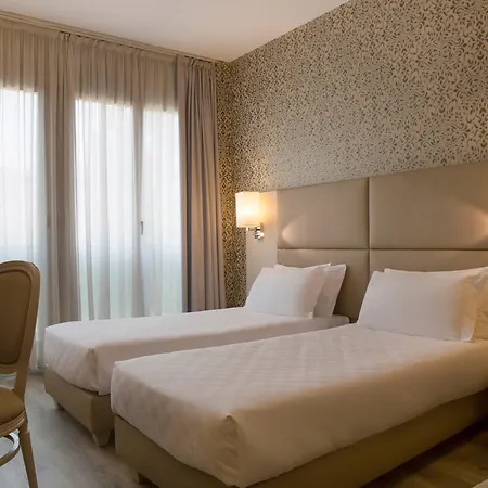 Nasco Отель 4*