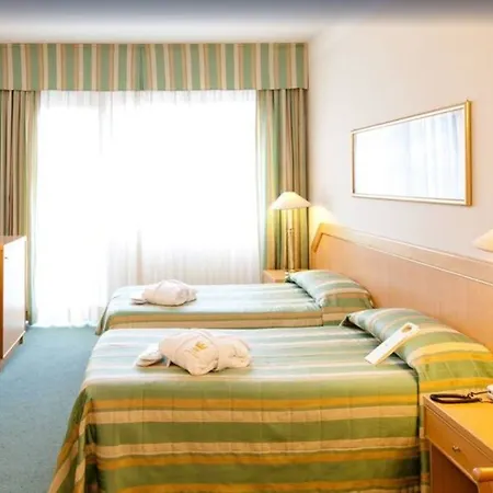 Nasco Отель 4*